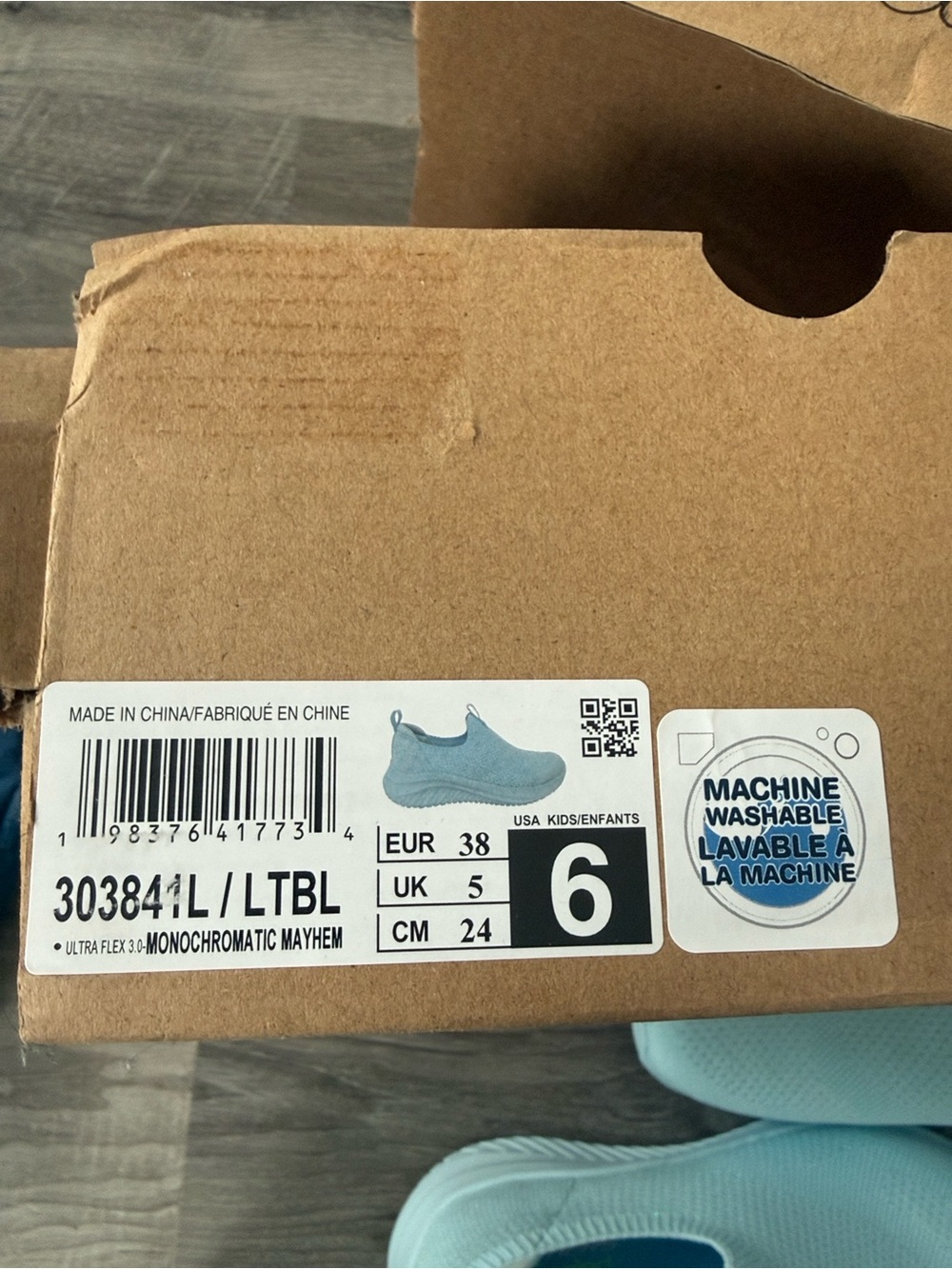 Skechers Ultraflex Slip On Sneakers - Picture 6 of 7
